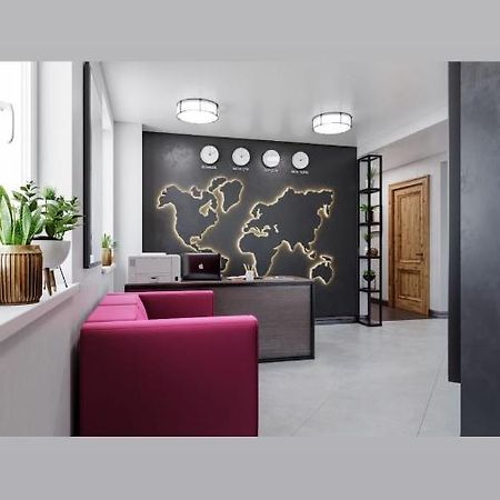 Fam_House Hotel Бишкек Екстериор снимка