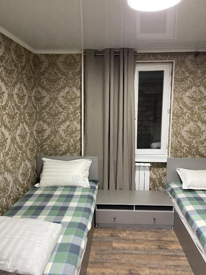 Fam_House Hotel Бишкек Екстериор снимка