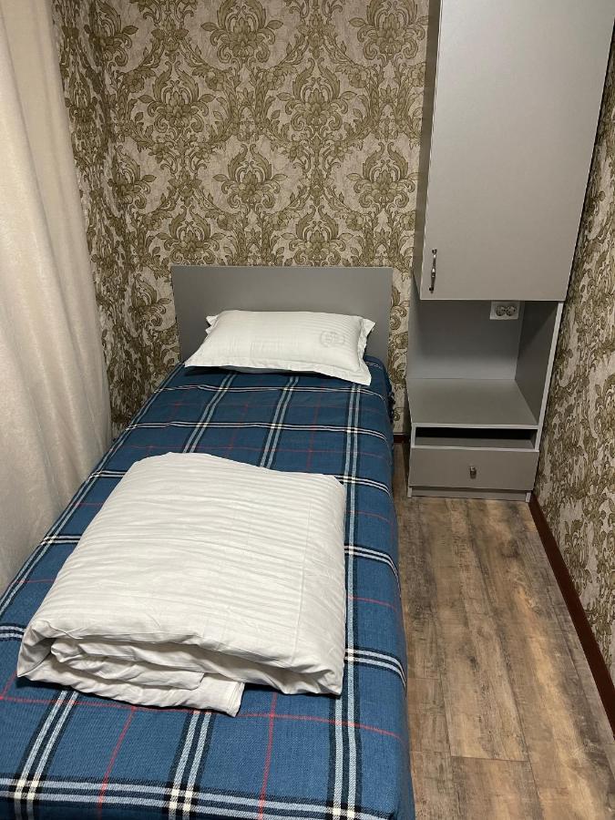 Fam_House Hotel Бишкек Екстериор снимка
